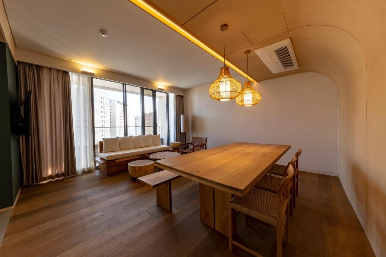 Hound Hotel Haeundae Signature Busan Bagian luar foto
