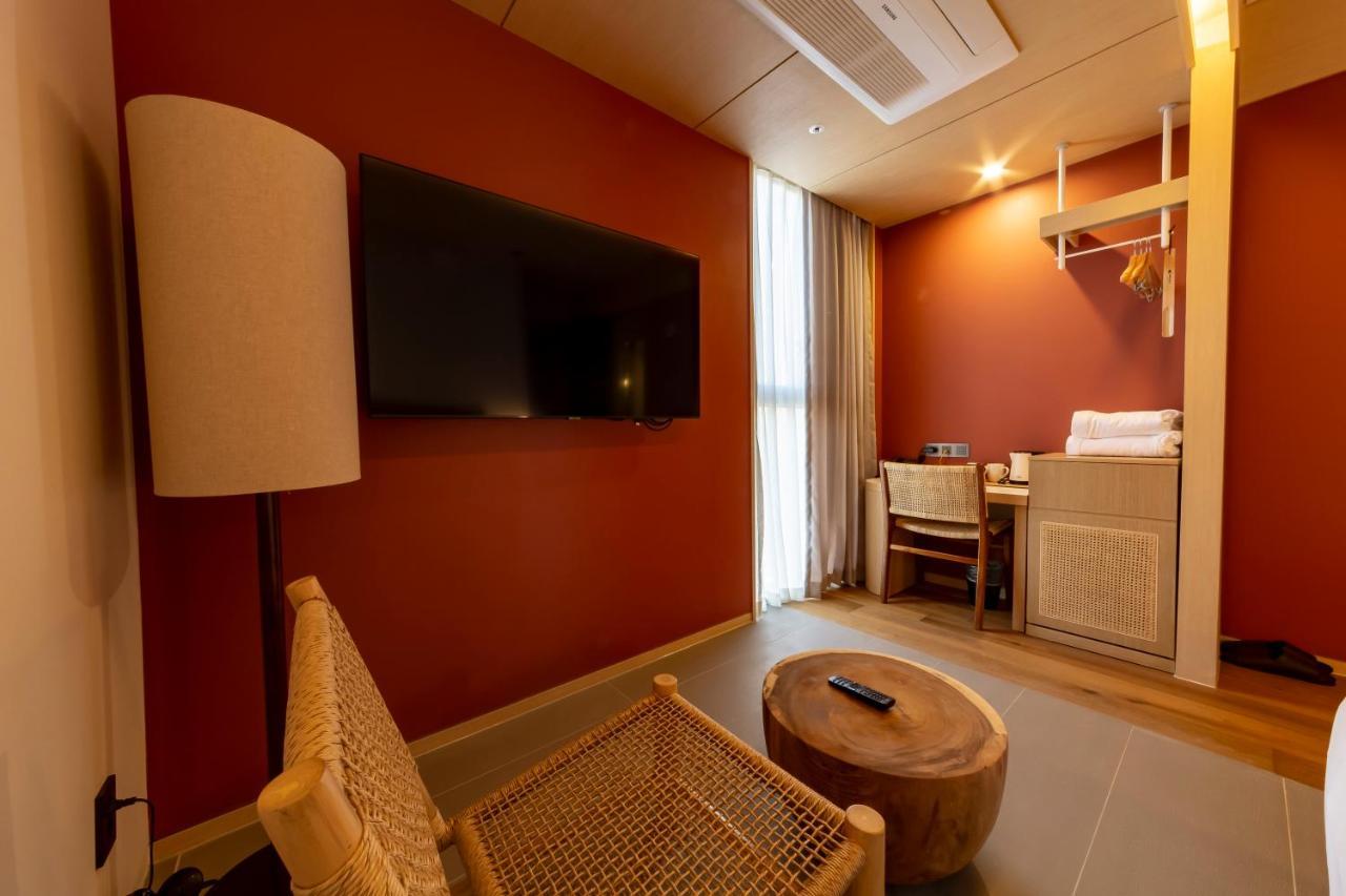 Hound Hotel Haeundae Signature Busan Bagian luar foto