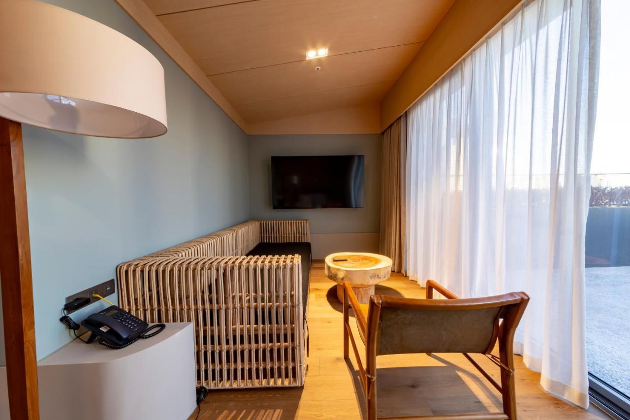 Hound Hotel Haeundae Signature Busan Bagian luar foto