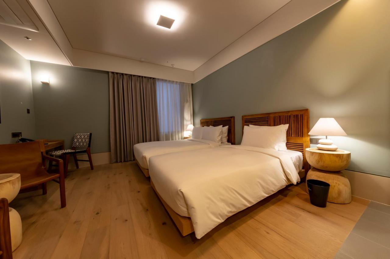 Hound Hotel Haeundae Signature Busan Bagian luar foto