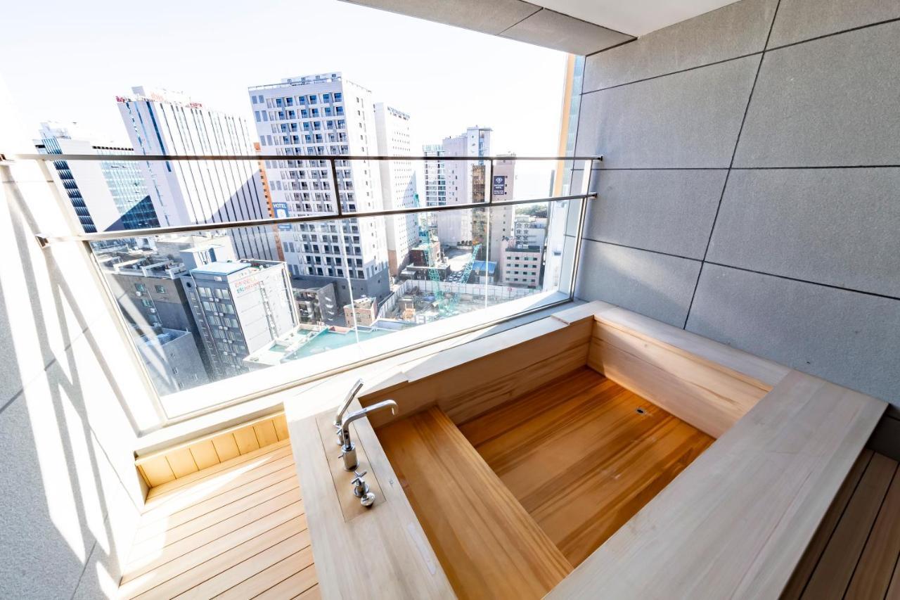 Hound Hotel Haeundae Signature Busan Bagian luar foto
