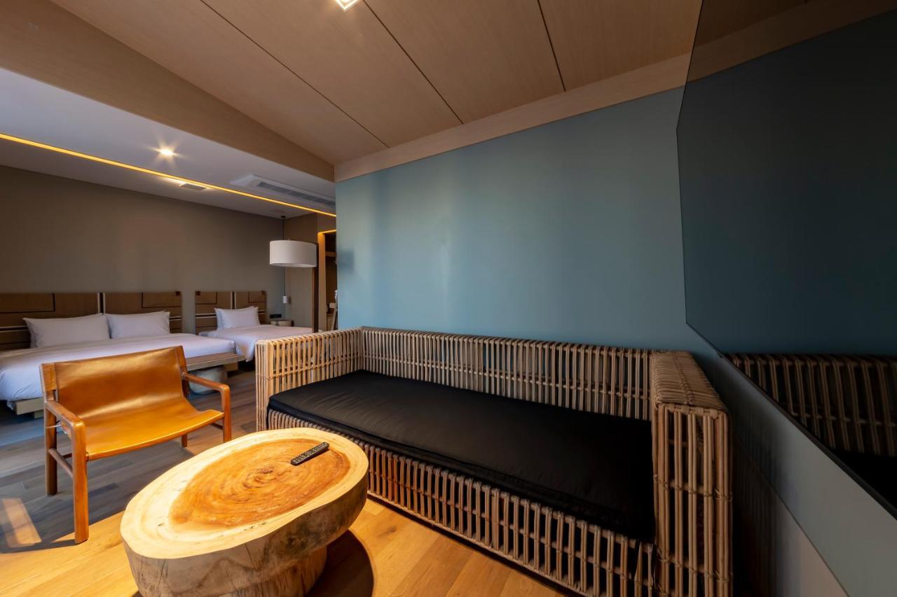 Hound Hotel Haeundae Signature Busan Bagian luar foto