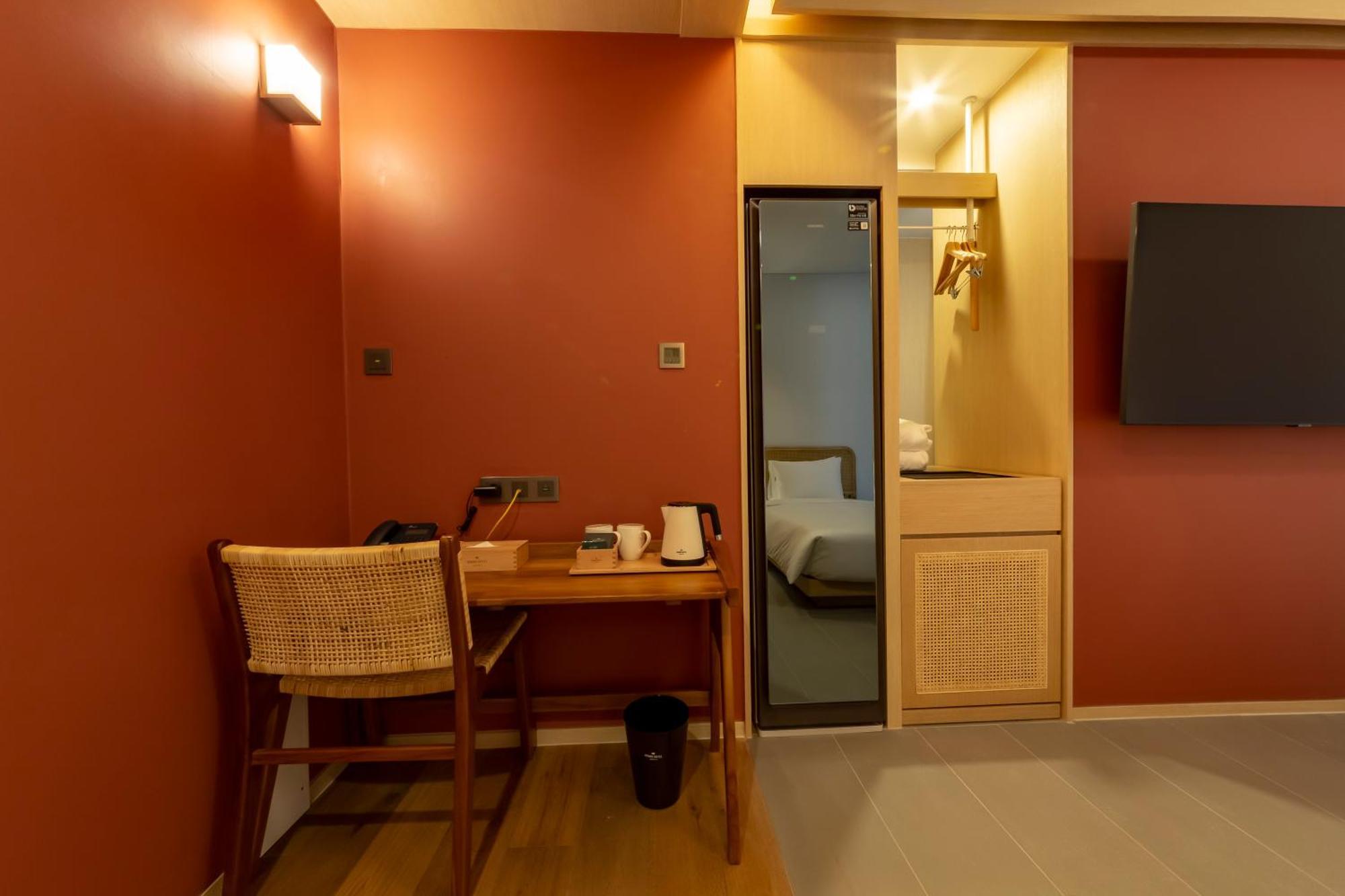 Hound Hotel Haeundae Signature Busan Bagian luar foto