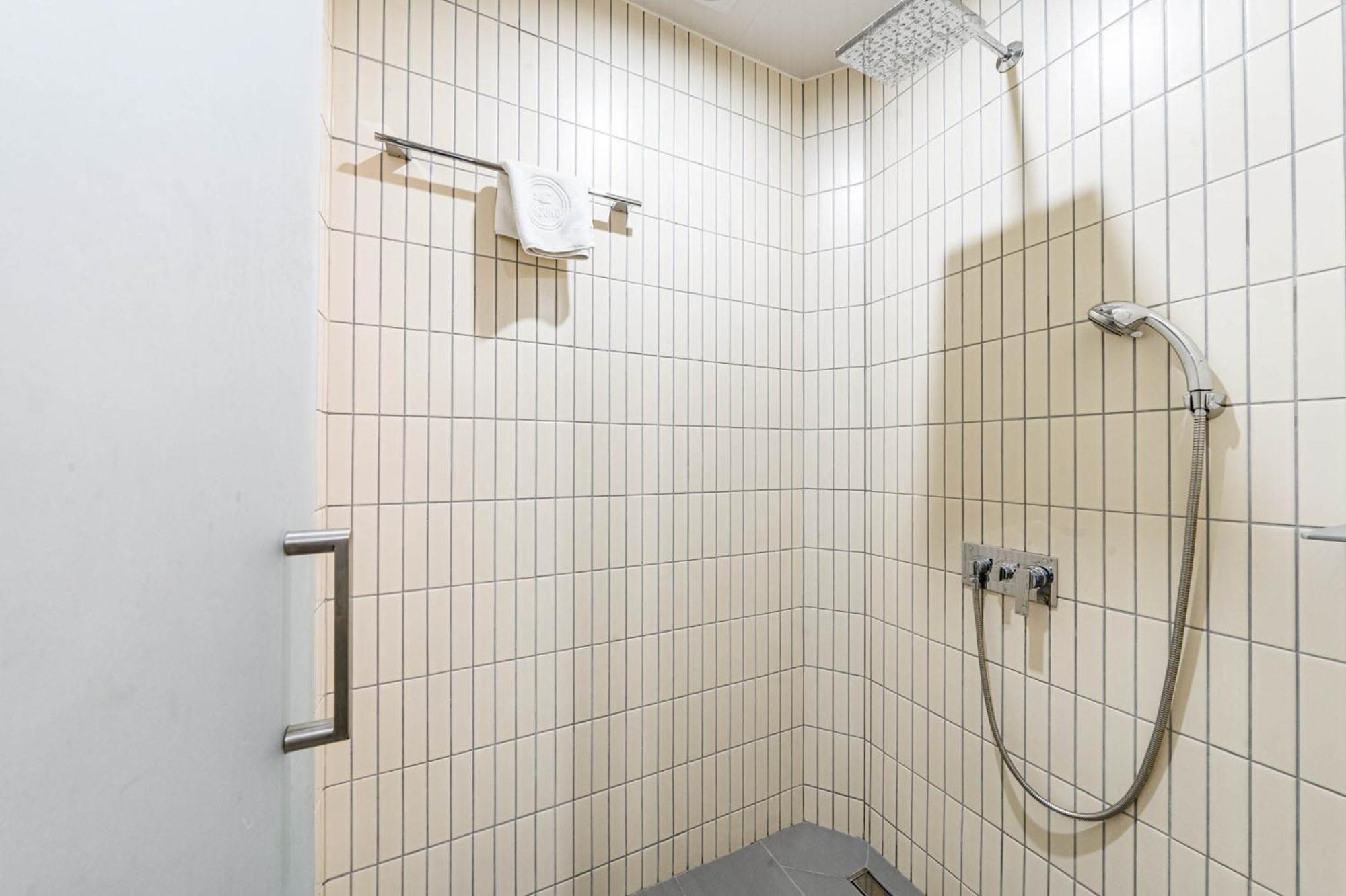 Hound Hotel Haeundae Signature Busan Bagian luar foto